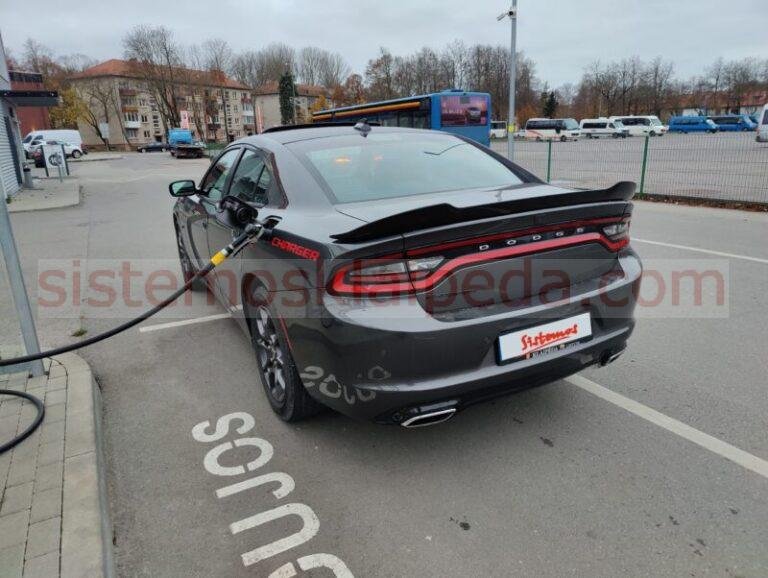 Automobilių dujinė įranga